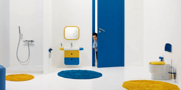 طراحی حمام کودک با تم سفید ابی